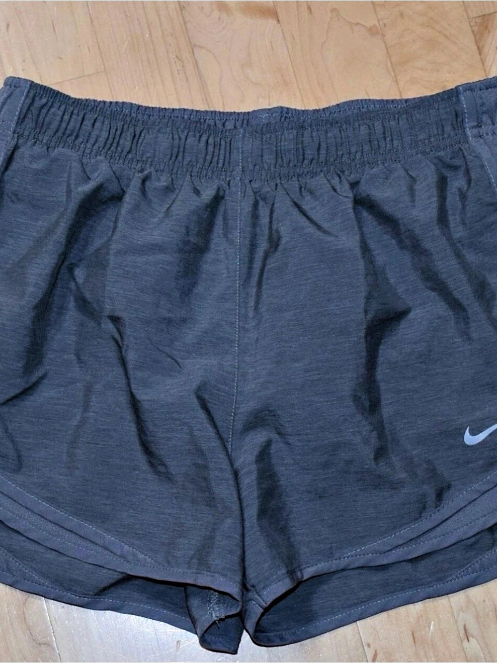 Nike Dri-FIT Tempo Running Shorts Women’s Medium Gray 3” Lined